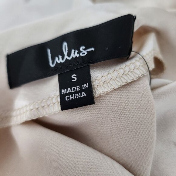 2/$30 Lulus Satin Crowl Neck Cami Tank Top Size S - Picture 3 of 5